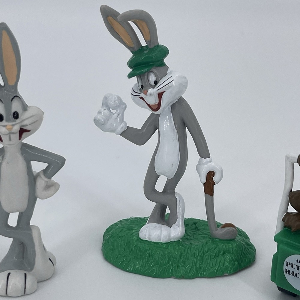Vintage Looney Tunes Bugs Bunny Golfer PVC Wile E. Coyote Golfer 1994 Applause - Picture 3 of 8